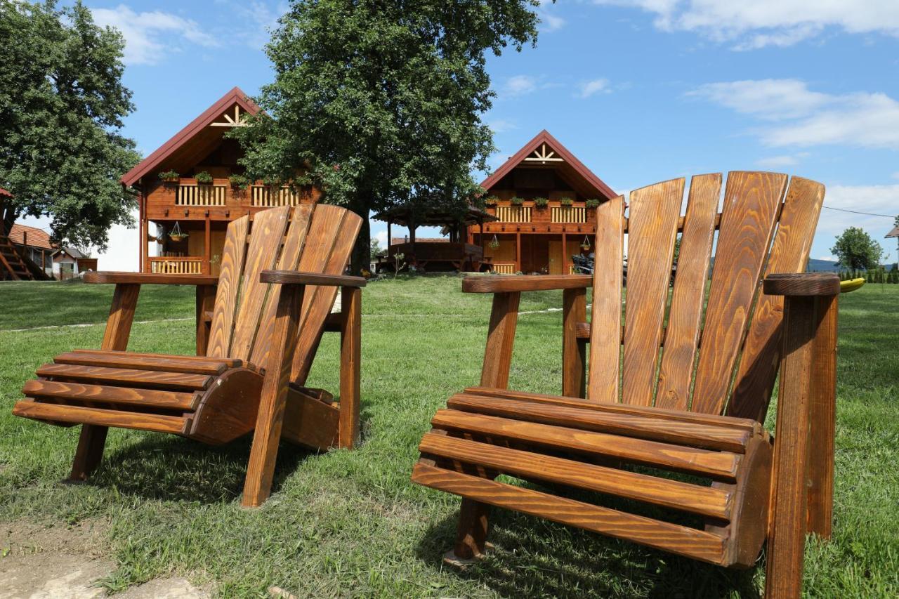 Riverside Apartments Otočac Екстериор снимка